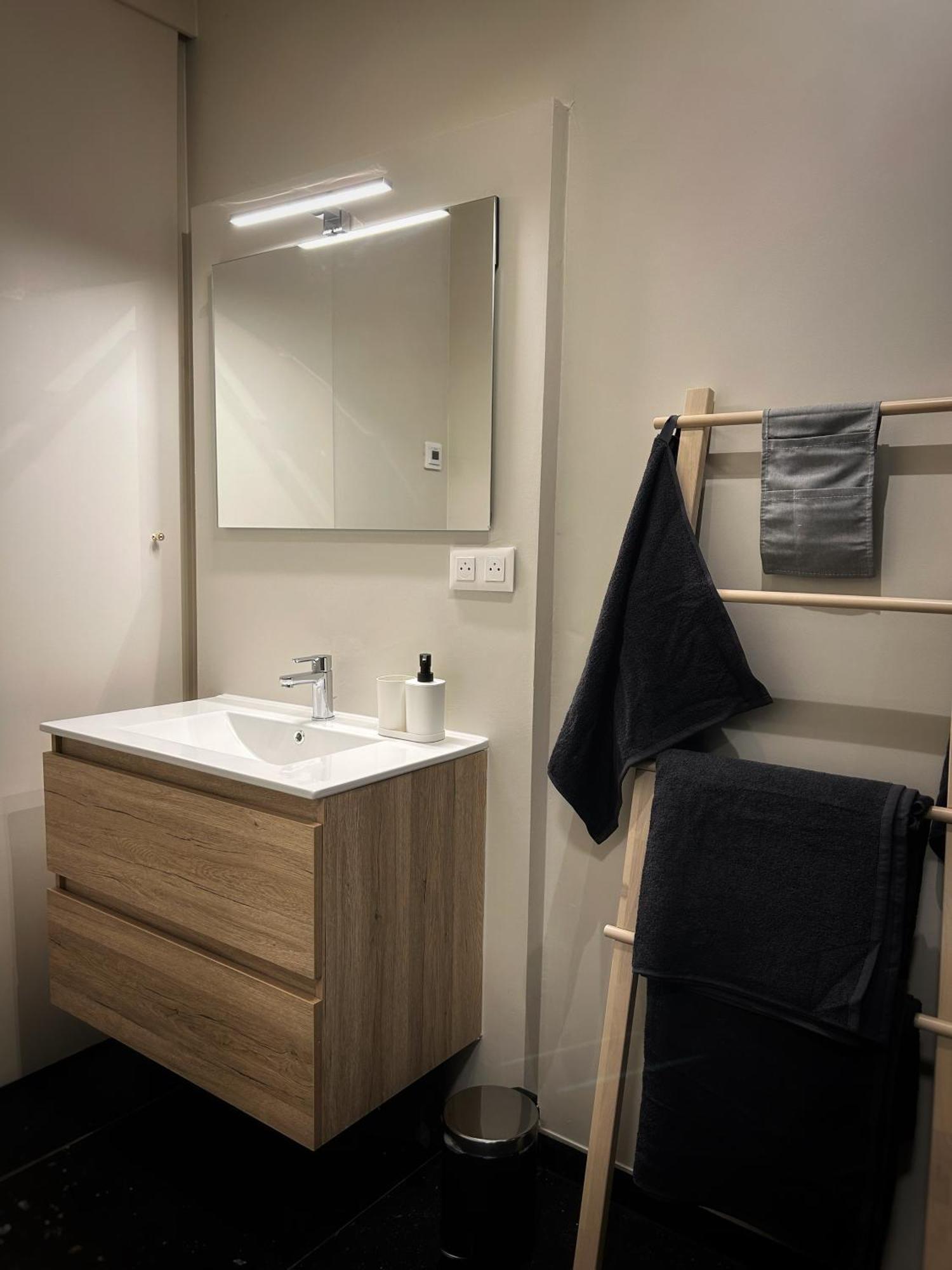 Suite Luxueuse Aux Guillemins Liege Exterior photo